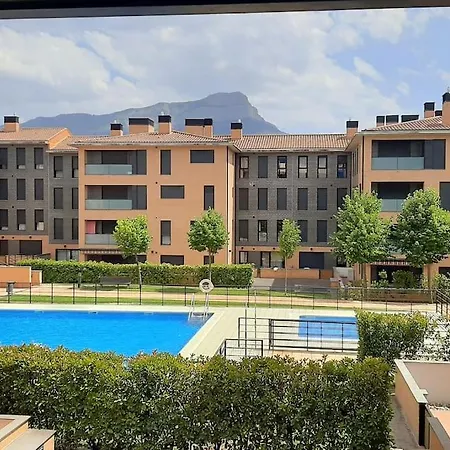 Апартаменты Apartamento Con Piscina En *