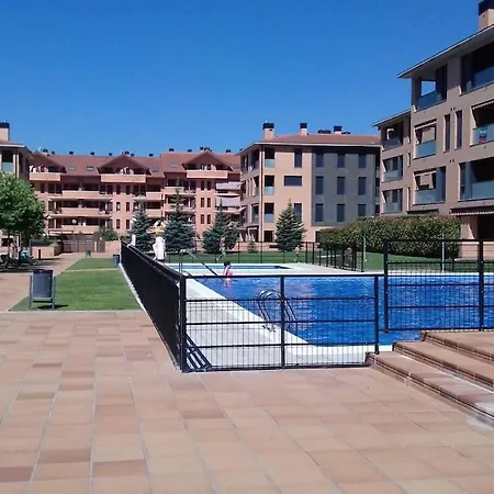 Apartamento Con Piscina En Апартаменты Хака